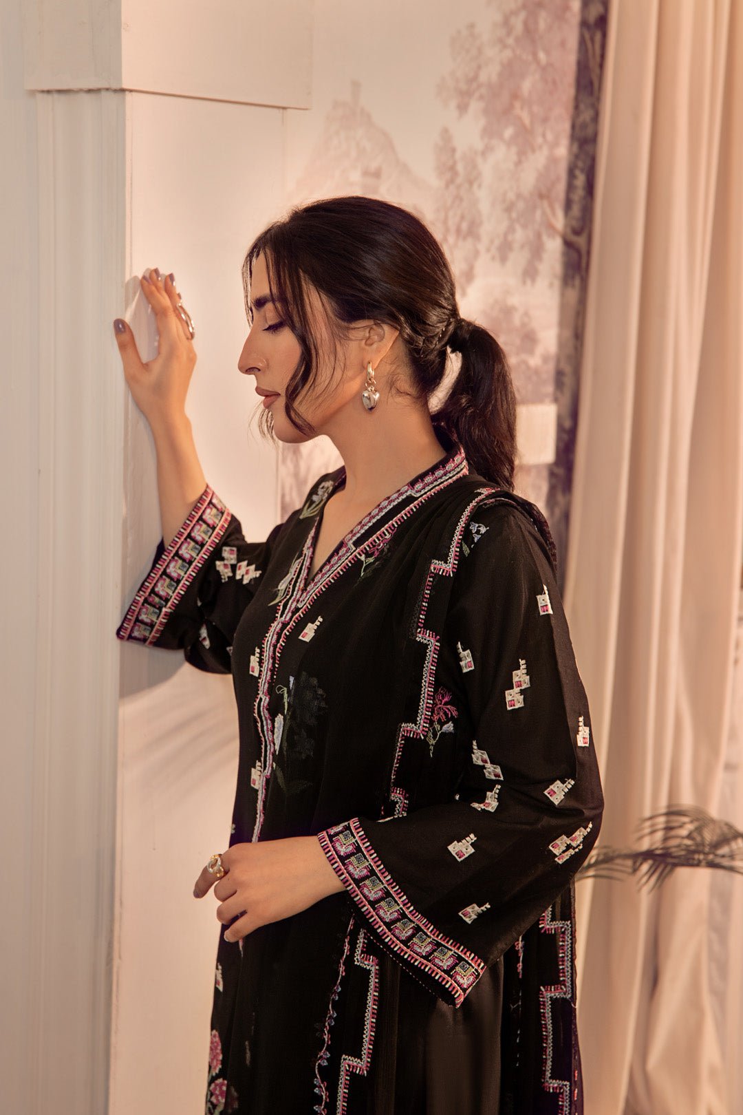 3pc Lawn With Embroidered Chiffon - NV01D11 - Noosh